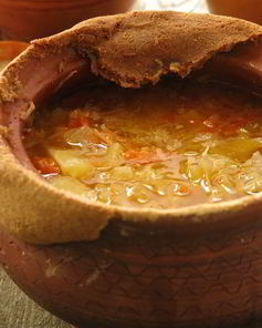 Щи на утином бульоне в горшочке