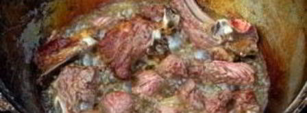 шурпа из баранины в казане. Шаг 3