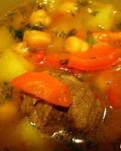 Шурпа с нутом