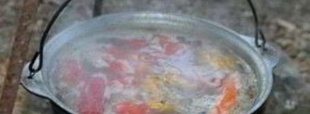 шурпа в казане на костре. Шаг 14