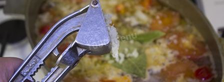 суп шурпа из говядины в казане. Шаг 24