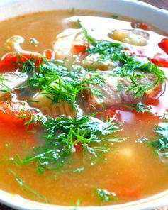 Вкусный суп шурпа на костре в казане