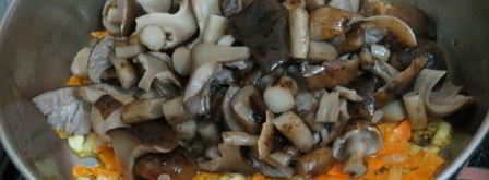 постная солянка с грибами и капустой. Шаг 8