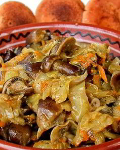 Солянка из опят с капустой