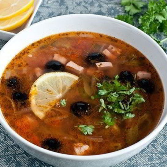 Рецепт солянки по-домашнему с колбасой