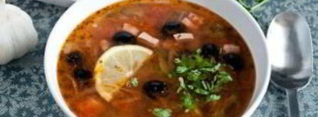 солянка по-домашнему с колбасой. Шаг 9