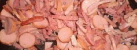 солянка с колбасой и грибами. Шаг 9