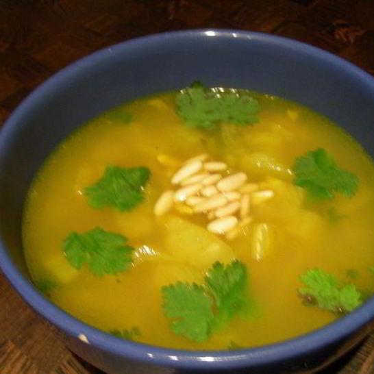 Рецепт супа из фенхеля с кедровыми орешками и анисовым алкоголем