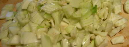 суп из фенхеля с кедровыми орешками и анисовым алкоголем. Шаг 3