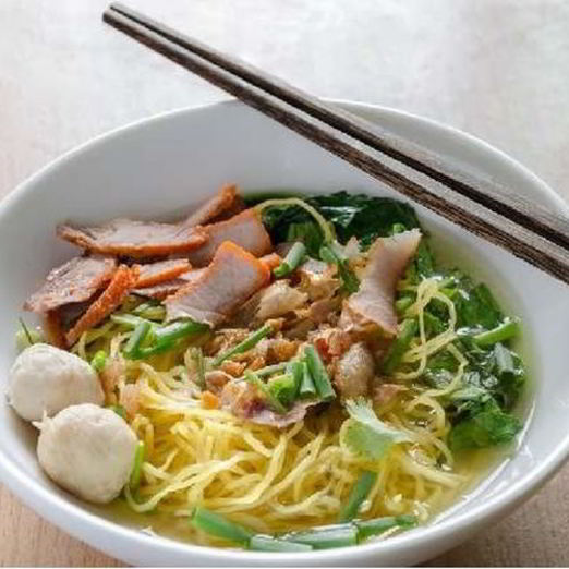 Суп из свинины с яичной лапшой