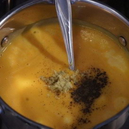 Рецепт супа-пюре из тыквы с сельдереем