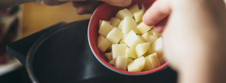 горячий свекольник с яйцом. Шаг 6