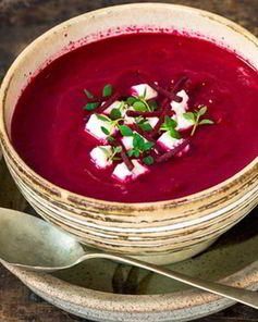 Свекольник с козьим сыром