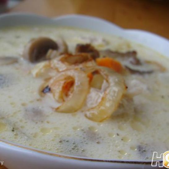 Рецепт сырного супа на основе лукового