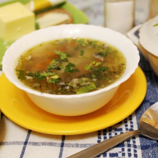 Рецепт ухи из консервы сайры быстро и вкусно