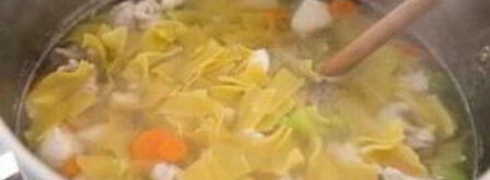 вкусный куриный суп с лапшой. Шаг 11