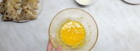 бендерики — блины с начинкой. Шаг 4