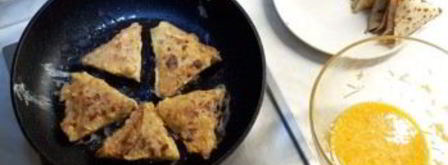 бендерики — блины с начинкой. Шаг 5