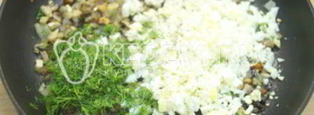 блины с грибной начинкой. Шаг 10