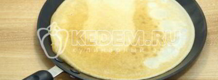 блины с колбасой и сыром. Шаг 6