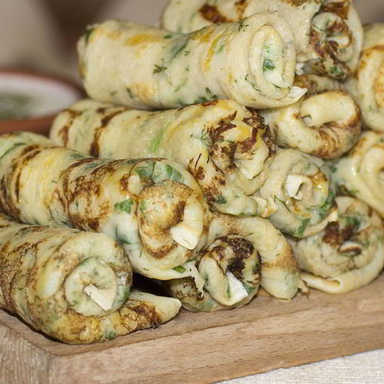 Рецепт голландских блинчиков с сыром и зеленью