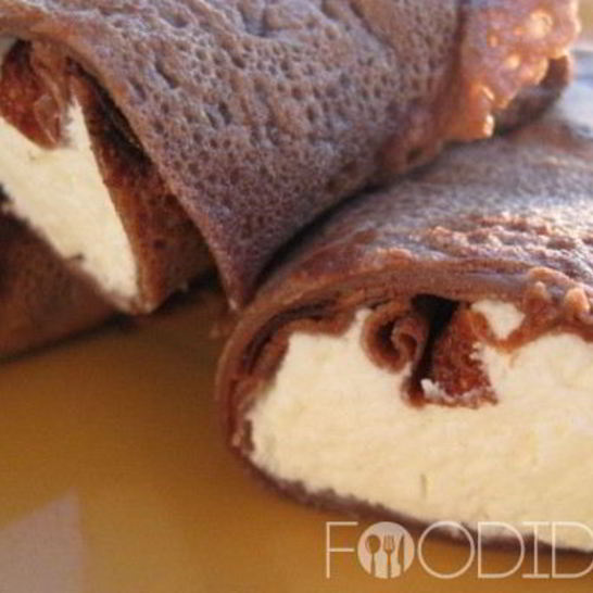 Рецепт шоколадных блинов с творогом