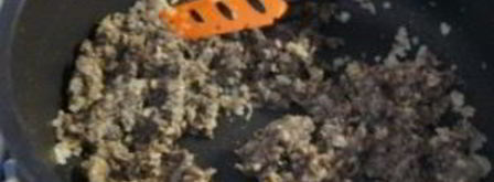 сырные блины из сулугуни. Шаг 5