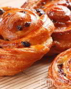 Булочки с изюмом