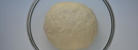 булочки-тюльпаны с колбасой. Шаг 4