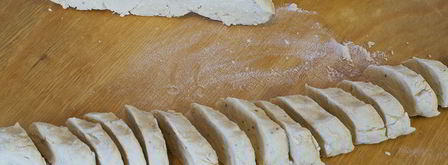 пампушки без дрожжей с чесноком. Шаг 8