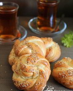 Турецкие хлебные булочки с сезамом