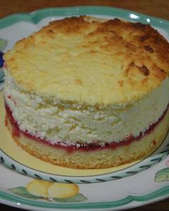 Ватрушка с вишней