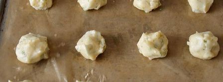 заварные булочки с сыром. Шаг 9