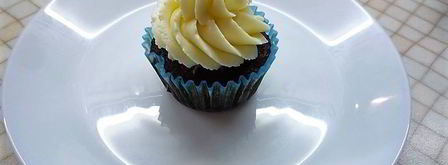 черемуховые капкейки с апельсиновым джемом и ванильным кремом. Шаг 13