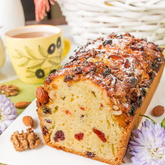 Рецепт кекса с кукурузной мукой и клюквой