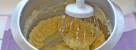 кекс с маком, какао и ягодами. Шаг 4