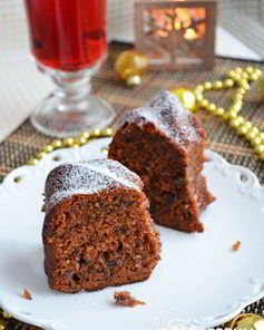 Рождественский сливовый кекс с глинтвейном