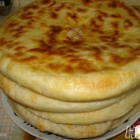 Рецепт домашних хачапури с 2 видами сыра