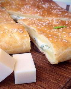 Хачапури из творожного теста с сыром