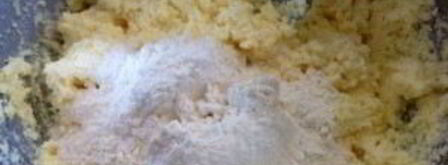 хачапури из творожного теста с сыром. Шаг 4