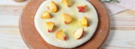 хачапури с сыром и персиками. Шаг 11