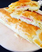 Слоеный хачапури с ветчиной