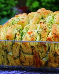 Хлеб Гармошка с моцареллой и зеленью