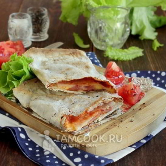 Рецепт лаваша с ветчиной и сыром в духовке