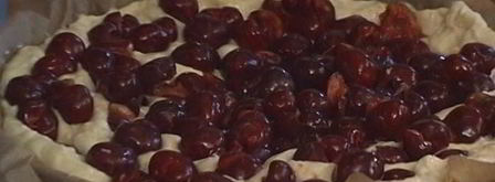 фокачча с черешней. Шаг 7