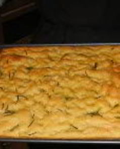 Фокачча с розмарином и фокачча с оливками и томатами