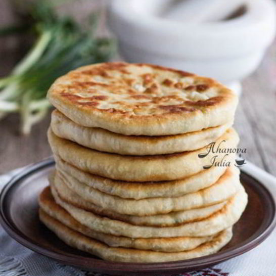 Рецепт лепешек с брынзой и не только