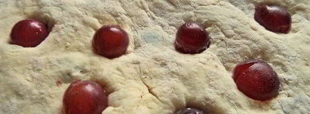 осенняя фокачча с виноградом и сыром. Шаг 10