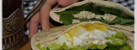 пита с салатом из рукколы и горбуши. Шаг 28