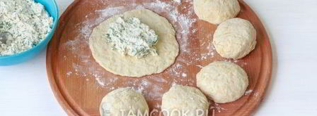 сырные лепешки с начинкой. Шаг 14